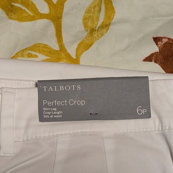 Talbots Perfect Crop Slim Leg Pants: White Size 6P - NWT - Picture 3 of 3